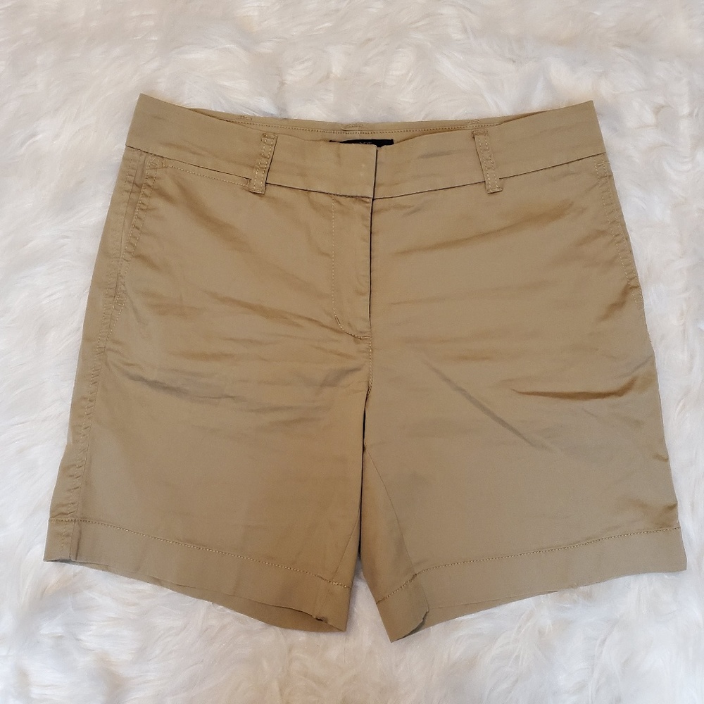 J. CREW WOMEN'S CHINO SHORTS SIZE 4